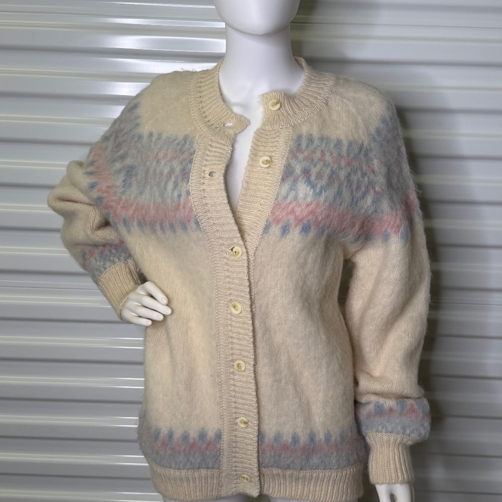 Vinatage Stobi of Denmark Pure Wool Fair Isle Button Up Womens M Sweater